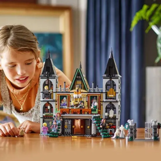 LEGO Harry Potter country estate of the Malfoy family - 76453 LEGO Harry Potter country estate of the Malfoy family - 76453