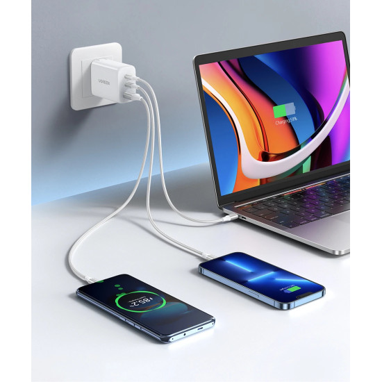 Ugreen универсално зарядно за стена Charger Wall 65W GaN CD275, 1 x USB-A, 2 x Type-C - 90496 Ugreen универсално зарядно за стена Charger Wall 65W GaN CD275, 1 x USB-A, 2 x Type-C - 90496
