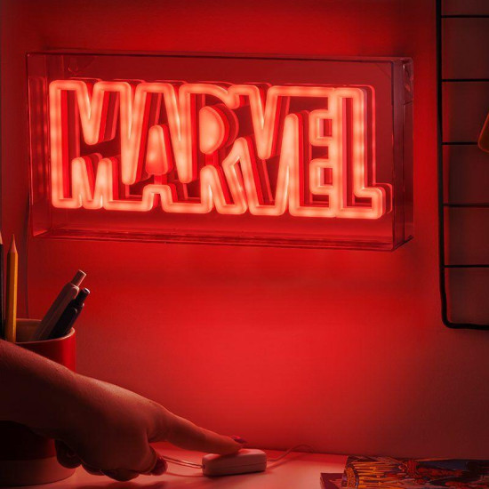 Paladone: Marvel - LED Neon Light, PP13125MC Paladone: Marvel - LED Neon Light, PP13125MC