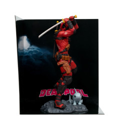 Marvel Deadpool 1:10th Scale Collectible Figure with Scene (Deadpool #1) McFarlane Marvel Deadpool 1:10th Scale Collectible Figure with Scene (Deadpool #1) McFarlane