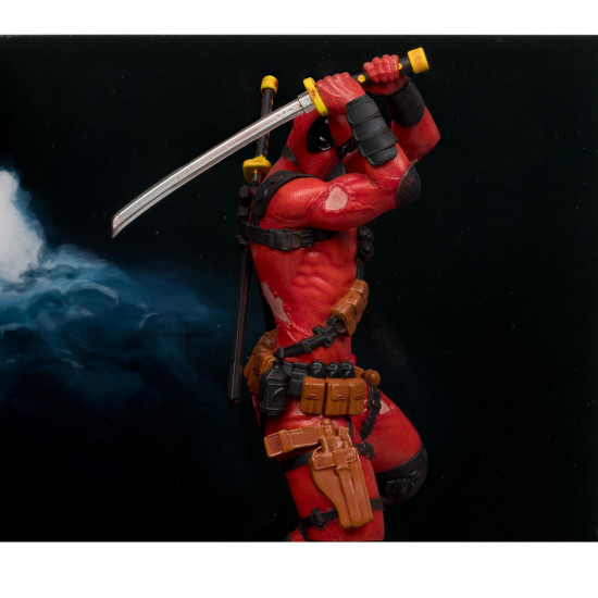 Marvel Deadpool 1:10th Scale Collectible Figure with Scene (Deadpool #1) McFarlane Marvel Deadpool 1:10th Scale Collectible Figure with Scene (Deadpool #1) McFarlane