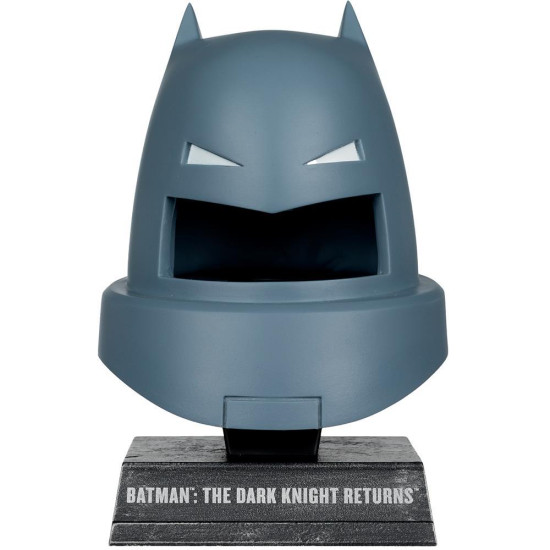 DC Direct Armored Batman (The Dark Knight Returns) Cowl Replica 1:3 Scale McFarlane Figure DC Direct Armored Batman (The Dark Knight Returns) Cowl Replica 1:3 Scale McFarlane Figure