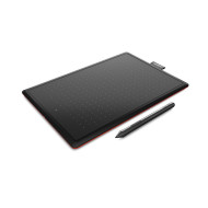 Графичен таблет One by Wacom Small, Черен Графичен таблет One by Wacom Small, Черен