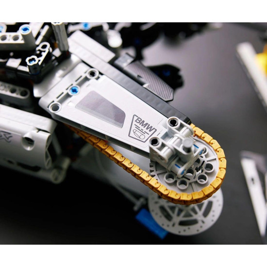 LEGO Technic - BMW M 1000 RR - 42130 LEGO Technic - BMW M 1000 RR - 42130