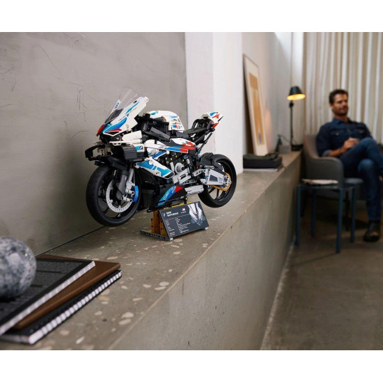 LEGO Technic - BMW M 1000 RR - 42130 LEGO Technic - BMW M 1000 RR - 42130