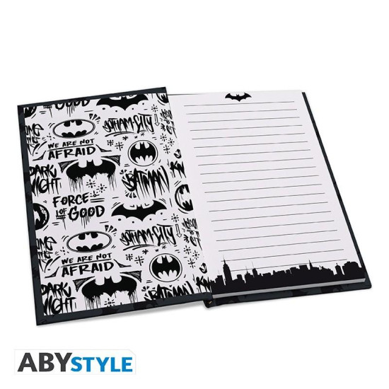 Комплект ABYSTYLE DC COMICS - Pck XXL glass + Pin + Pocket Notebook Комплект ABYSTYLE DC COMICS - Pck XXL glass + Pin + Pocket Notebook