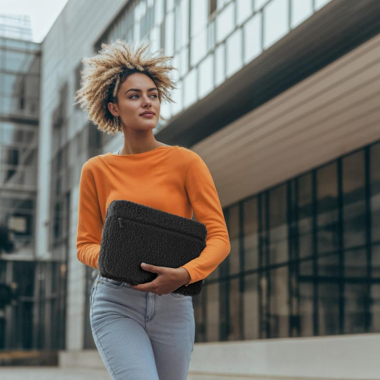 Hama “Cozy” Laptop Sleeve, 36 - 40 cm (14.1” - 15.6”), black