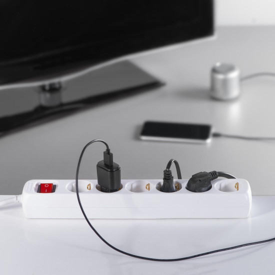 Разклонител HAMA, 6гнезда, 5м, 108833 