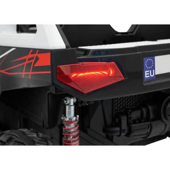 Battery-powered two-seater UTV off-road jeep, 4x4, 24V, 690W, with MP4 & MP3 player