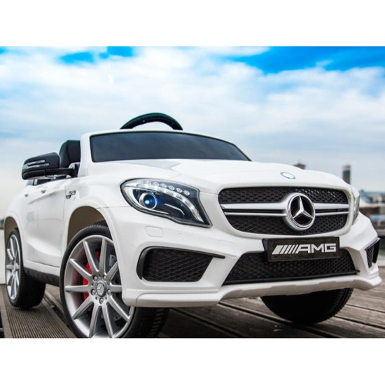 Акумулаторен джип Mercedes GLA45 Licensed MP3 с меки гуми с кожена седалка 12V