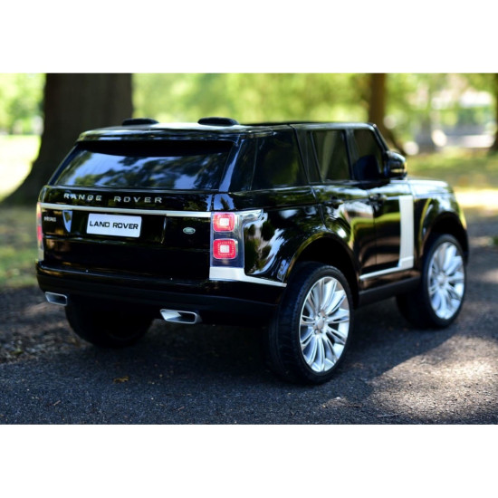Акумулаторен джип Range Rover 4х4 12V двуместен с кожена седалка и отварящи се врати Акумулаторен джип Range Rover 4х4 12V двуместен с кожена седалка и отварящи се врати