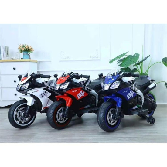 Акумулаторен мотор APRILIA 666 с меки гуми и кожена седалка 12V с две гуми Акумулаторен мотор APRILIA 666 с меки гуми и кожена седалка 12V с две гуми