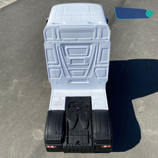 Акумулаторен КАМИОН Mercedes ACTROS Licensed 2X12V