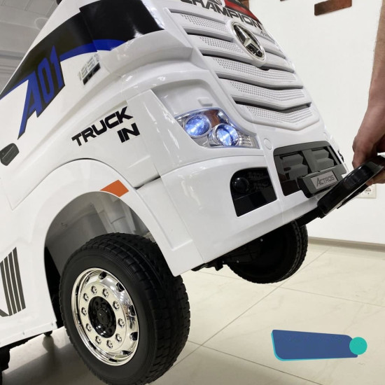 Акумулаторен КАМИОН Mercedes ACTROS Licensed 2X12V